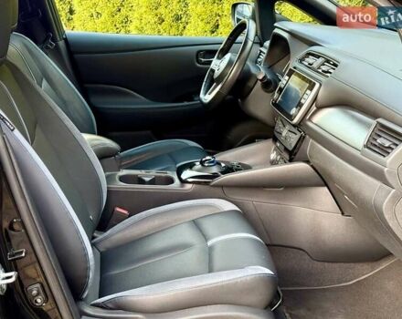 Черный Ниссан Лиф, объемом двигателя 0 л и пробегом 21 тыс. км за 15700 $, фото 29 на Automoto.ua