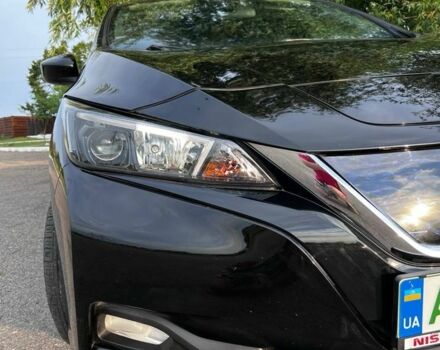 Черный Ниссан Лиф, объемом двигателя 0 л и пробегом 60 тыс. км за 15500 $, фото 2 на Automoto.ua