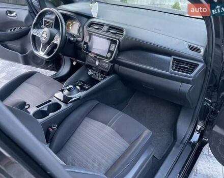 Чорний Ніссан Ліф, об'ємом двигуна 0 л та пробігом 70 тис. км за 13377 $, фото 12 на Automoto.ua