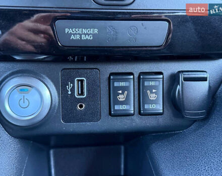 Черный Ниссан Лиф, объемом двигателя 0 л и пробегом 98 тыс. км за 15999 $, фото 52 на Automoto.ua