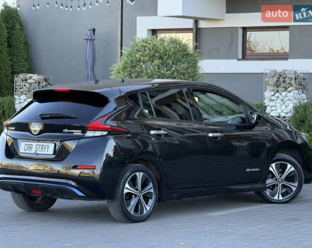 Черный Ниссан Лиф, объемом двигателя 0 л и пробегом 98 тыс. км за 15999 $, фото 21 на Automoto.ua