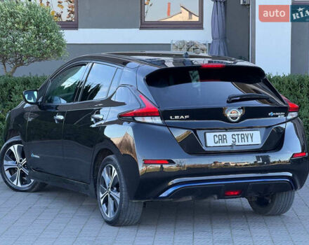 Черный Ниссан Лиф, объемом двигателя 0 л и пробегом 98 тыс. км за 15999 $, фото 3 на Automoto.ua