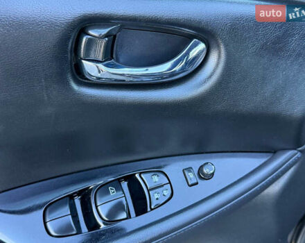 Черный Ниссан Лиф, объемом двигателя 0 л и пробегом 98 тыс. км за 15999 $, фото 42 на Automoto.ua