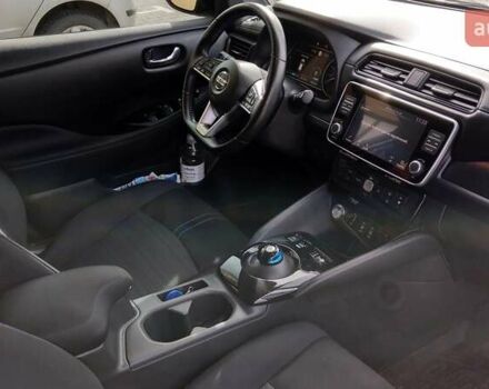 Черный Ниссан Лиф, объемом двигателя 0 л и пробегом 58 тыс. км за 14000 $, фото 14 на Automoto.ua