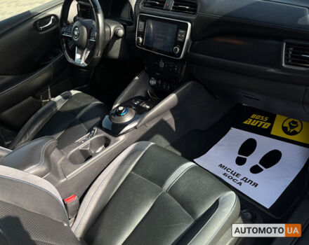 Черный Ниссан Лиф, объемом двигателя 62 л и пробегом 164 тыс. км за 18990 $, фото 17 на Automoto.ua