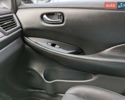 Черный Ниссан Лиф, объемом двигателя 0 л и пробегом 150 тыс. км за 14900 $, фото 14 на Automoto.ua