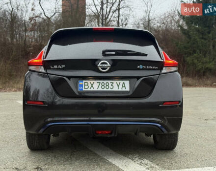 Черный Ниссан Лиф, объемом двигателя 0 л и пробегом 95 тыс. км за 16999 $, фото 6 на Automoto.ua