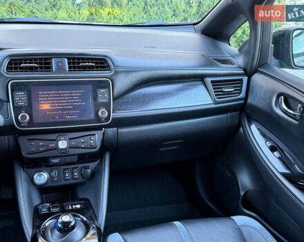 Черный Ниссан Лиф, объемом двигателя 0 л и пробегом 98 тыс. км за 15999 $, фото 33 на Automoto.ua