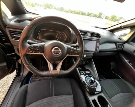 Черный Ниссан Лиф, объемом двигателя 0 л и пробегом 60 тыс. км за 15500 $, фото 3 на Automoto.ua