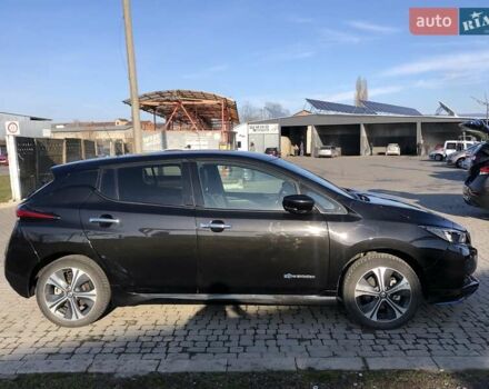 Чорний Ніссан Ліф, об'ємом двигуна 0 л та пробігом 171 тис. км за 18500 $, фото 3 на Automoto.ua