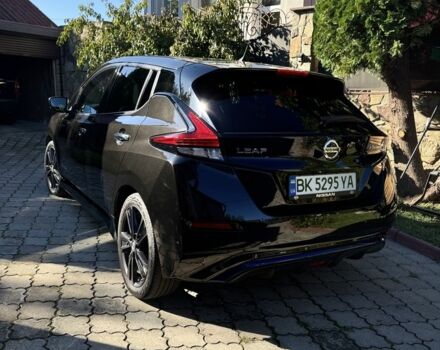 Черный Ниссан Лиф, объемом двигателя 0 л и пробегом 73 тыс. км за 16800 $, фото 4 на Automoto.ua