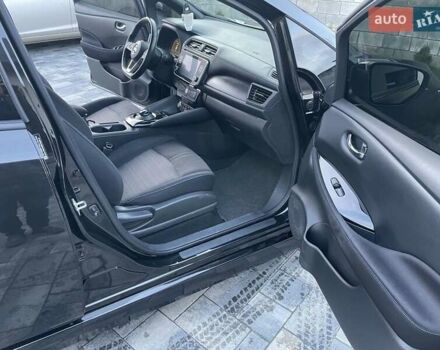 Чорний Ніссан Ліф, об'ємом двигуна 0 л та пробігом 70 тис. км за 13377 $, фото 11 на Automoto.ua