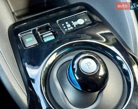 Черный Ниссан Лиф, объемом двигателя 0 л и пробегом 21 тыс. км за 15700 $, фото 35 на Automoto.ua