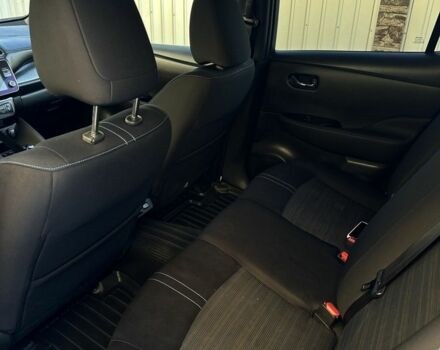 Чорний Ніссан Ліф, об'ємом двигуна 0 л та пробігом 84 тис. км за 15000 $, фото 5 на Automoto.ua