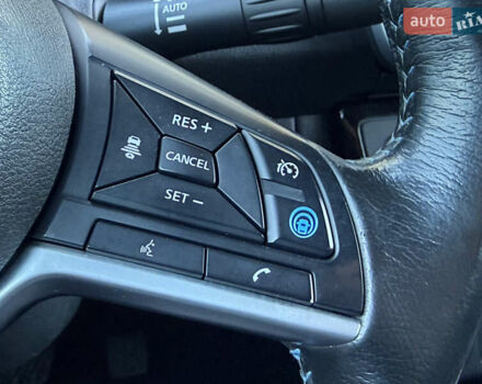 Черный Ниссан Лиф, объемом двигателя 0 л и пробегом 98 тыс. км за 15999 $, фото 51 на Automoto.ua