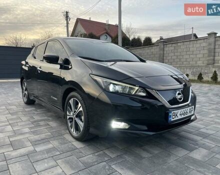 Чорний Ніссан Ліф, об'ємом двигуна 0 л та пробігом 70 тис. км за 13377 $, фото 1 на Automoto.ua