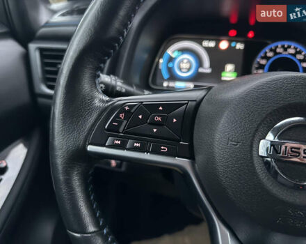 Черный Ниссан Лиф, объемом двигателя 0 л и пробегом 95 тыс. км за 16999 $, фото 35 на Automoto.ua