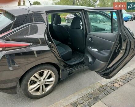 Чорний Ніссан Ліф, об'ємом двигуна 0 л та пробігом 56 тис. км за 14750 $, фото 1 на Automoto.ua