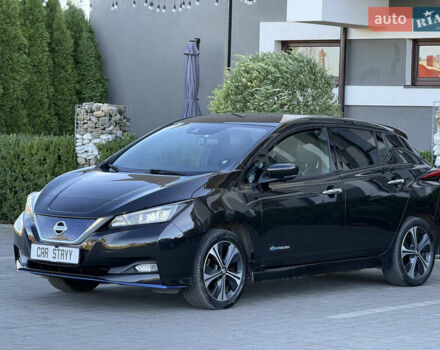 Черный Ниссан Лиф, объемом двигателя 0 л и пробегом 98 тыс. км за 15999 $, фото 11 на Automoto.ua