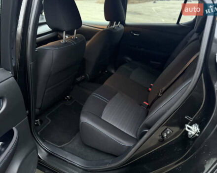 Черный Ниссан Лиф, объемом двигателя 0 л и пробегом 95 тыс. км за 16999 $, фото 36 на Automoto.ua