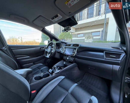 Черный Ниссан Лиф, объемом двигателя 0 л и пробегом 98 тыс. км за 15999 $, фото 26 на Automoto.ua