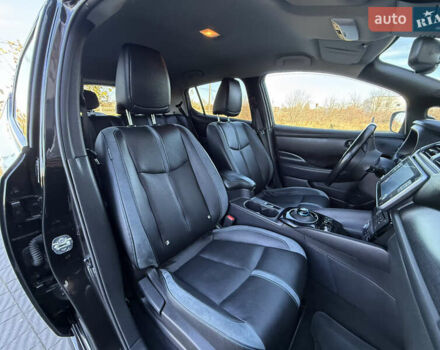 Черный Ниссан Лиф, объемом двигателя 0 л и пробегом 98 тыс. км за 15999 $, фото 25 на Automoto.ua