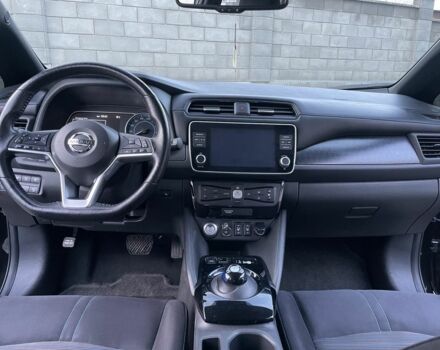 Черный Ниссан Лиф, объемом двигателя 0 л и пробегом 70 тыс. км за 13377 $, фото 17 на Automoto.ua