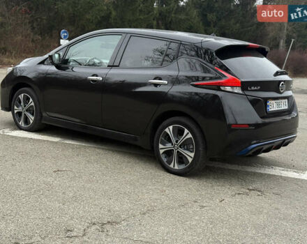 Черный Ниссан Лиф, объемом двигателя 0 л и пробегом 95 тыс. км за 16999 $, фото 16 на Automoto.ua