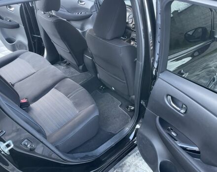 Черный Ниссан Лиф, объемом двигателя 0 л и пробегом 70 тыс. км за 13377 $, фото 14 на Automoto.ua