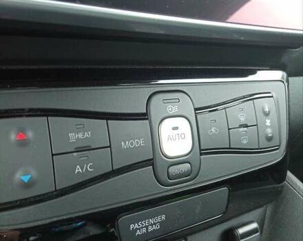 Чорний Ніссан Ліф, об'ємом двигуна 0 л та пробігом 95 тис. км за 13900 $, фото 16 на Automoto.ua