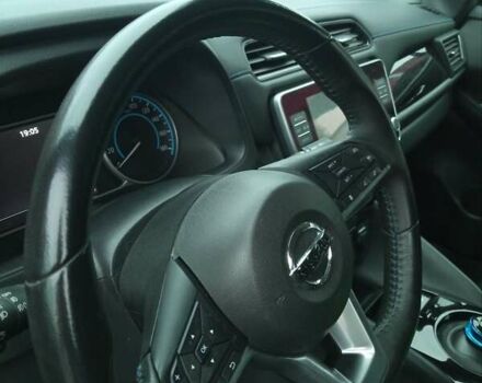 Чорний Ніссан Ліф, об'ємом двигуна 0 л та пробігом 95 тис. км за 13900 $, фото 33 на Automoto.ua