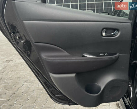 Чорний Ніссан Ліф, об'ємом двигуна 0 л та пробігом 128 тис. км за 15500 $, фото 46 на Automoto.ua