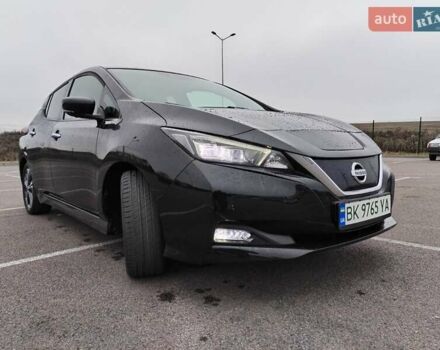 Чорний Ніссан Ліф, об'ємом двигуна 0 л та пробігом 53 тис. км за 14150 $, фото 1 на Automoto.ua