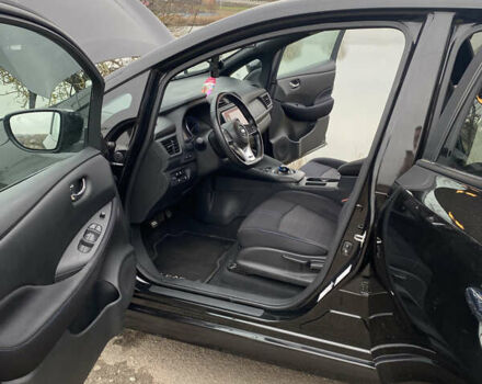 Черный Ниссан Лиф, объемом двигателя 0 л и пробегом 108 тыс. км за 19500 $, фото 17 на Automoto.ua