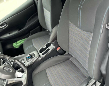 Чорний Ніссан Ліф, об'ємом двигуна 0 л та пробігом 57 тис. км за 14300 $, фото 21 на Automoto.ua