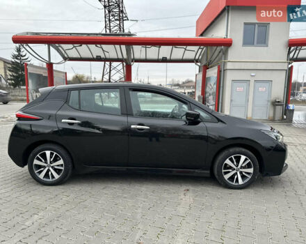 Чорний Ніссан Ліф, об'ємом двигуна 0 л та пробігом 57 тис. км за 14300 $, фото 3 на Automoto.ua