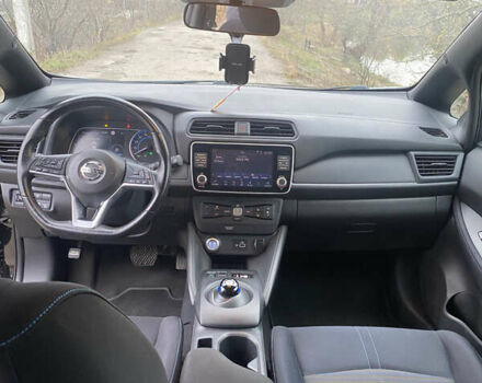 Черный Ниссан Лиф, объемом двигателя 0 л и пробегом 108 тыс. км за 19500 $, фото 16 на Automoto.ua