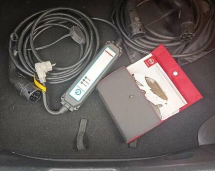 Черный Ниссан Лиф, объемом двигателя 0 л и пробегом 108 тыс. км за 19500 $, фото 21 на Automoto.ua