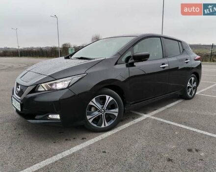 Чорний Ніссан Ліф, об'ємом двигуна 0 л та пробігом 53 тис. км за 14150 $, фото 4 на Automoto.ua