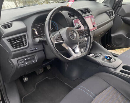 Черный Ниссан Лиф, объемом двигателя 0 л и пробегом 108 тыс. км за 19500 $, фото 10 на Automoto.ua