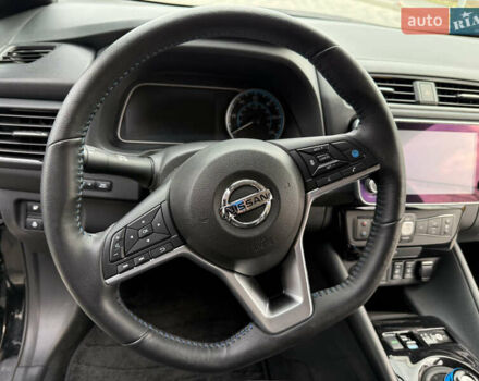 Черный Ниссан Лиф, объемом двигателя 0 л и пробегом 32 тыс. км за 16500 $, фото 14 на Automoto.ua