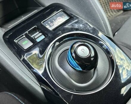 Чорний Ніссан Ліф, об'ємом двигуна 0 л та пробігом 72 тис. км за 15900 $, фото 20 на Automoto.ua