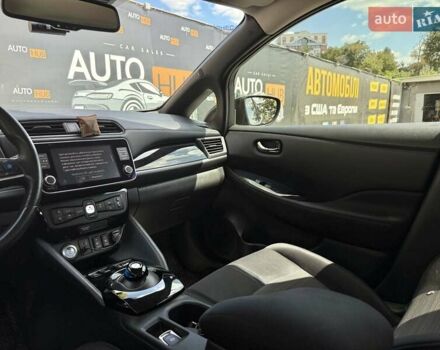 Чорний Ніссан Ліф, об'ємом двигуна 0 л та пробігом 72 тис. км за 15900 $, фото 13 на Automoto.ua