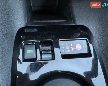 Черный Ниссан Лиф, объемом двигателя 0 л и пробегом 37 тыс. км за 13999 $, фото 23 на Automoto.ua