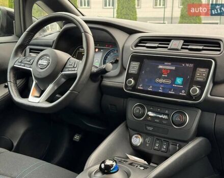 Чорний Ніссан Ліф, об'ємом двигуна 0 л та пробігом 29 тис. км за 15200 $, фото 15 на Automoto.ua