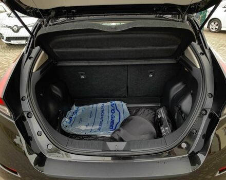 Черный Ниссан Лиф, объемом двигателя 0 л и пробегом 73 тыс. км за 15455 $, фото 13 на Automoto.ua