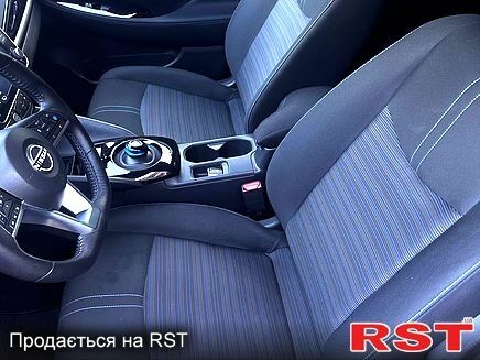 Чорний Ніссан Ліф, об'ємом двигуна 0 л та пробігом 25 тис. км за 16300 $, фото 2 на Automoto.ua