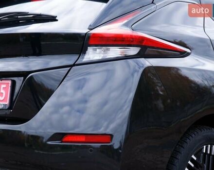 Черный Ниссан Лиф, объемом двигателя 0 л и пробегом 73 тыс. км за 15950 $, фото 43 на Automoto.ua