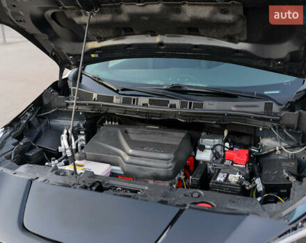 Черный Ниссан Лиф, объемом двигателя 0 л и пробегом 28 тыс. км за 21000 $, фото 50 на Automoto.ua