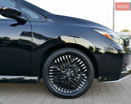 Черный Ниссан Лиф, объемом двигателя 0 л и пробегом 28 тыс. км за 21000 $, фото 8 на Automoto.ua